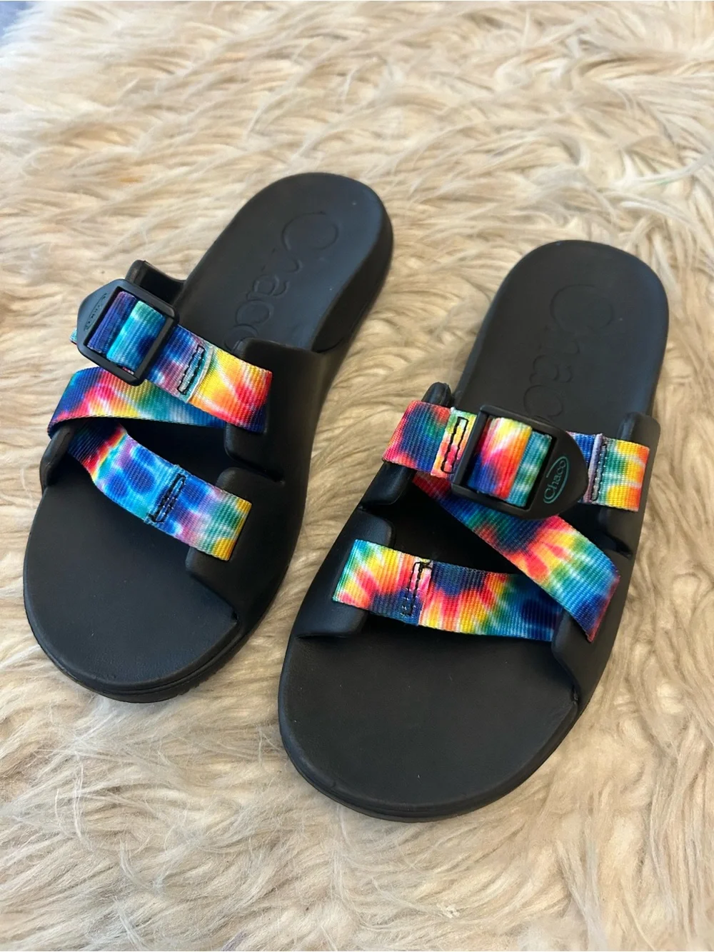 CHACO ‘Chillos’ Tie-Dye Slides for Kids